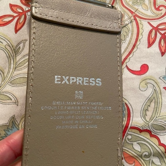 Light grey leather/mesh small/medium womens belt - Picture 5 of 5